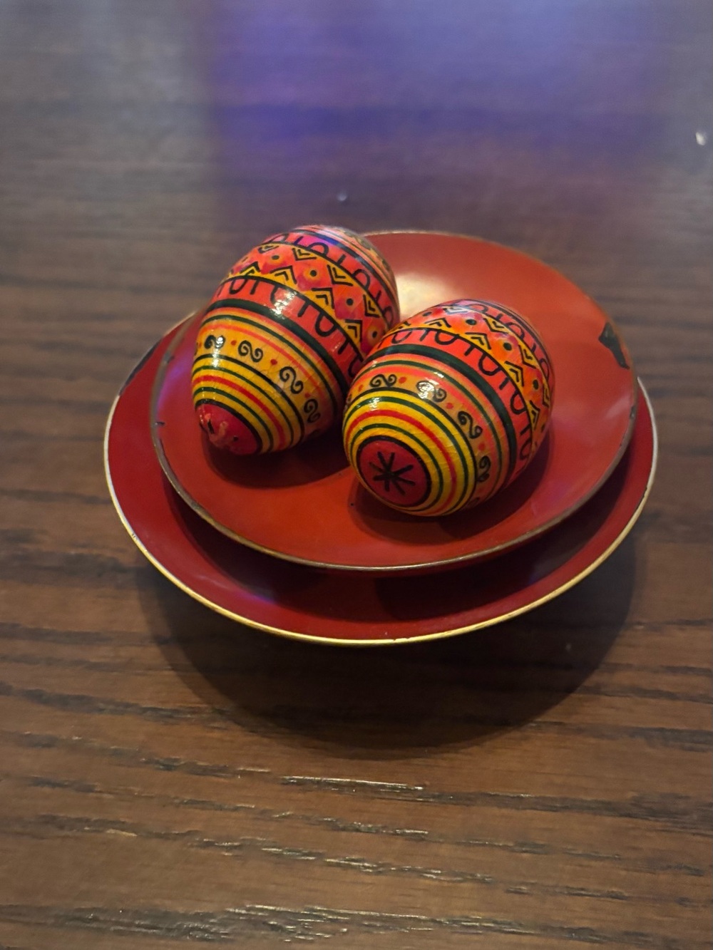 Vintage Red Asian Lacquerware Bowls Hand Painted Wooden Eggs Folk Art 4 Pc Set